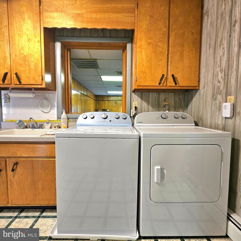 Image 19 of property listing at 20098 PINEY POINT RD, Callaway, MD 20620