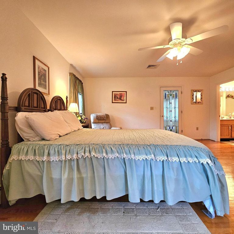 Image 32 of property listing at 20098 PINEY POINT RD, Callaway, MD 20620
