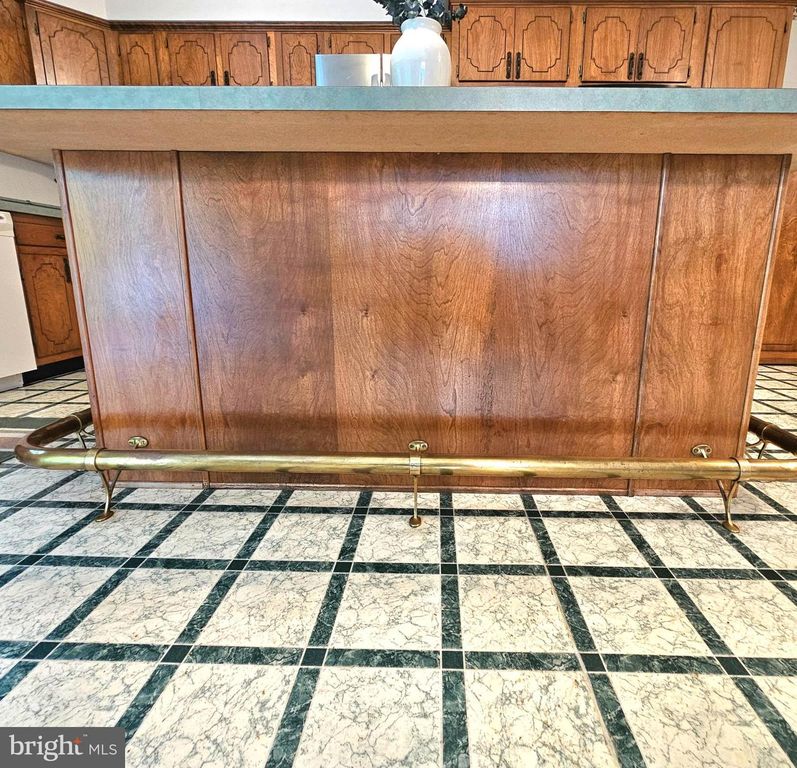 Image 6 of property listing at 20098 PINEY POINT RD, Callaway, MD 20620