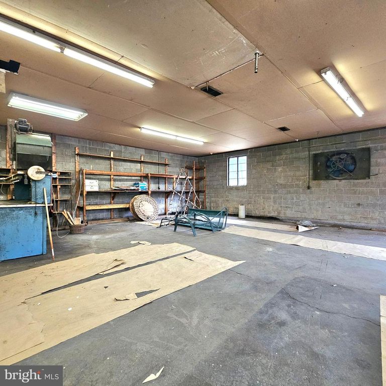 Image 65 of property listing at 20098 PINEY POINT RD, Callaway, MD 20620