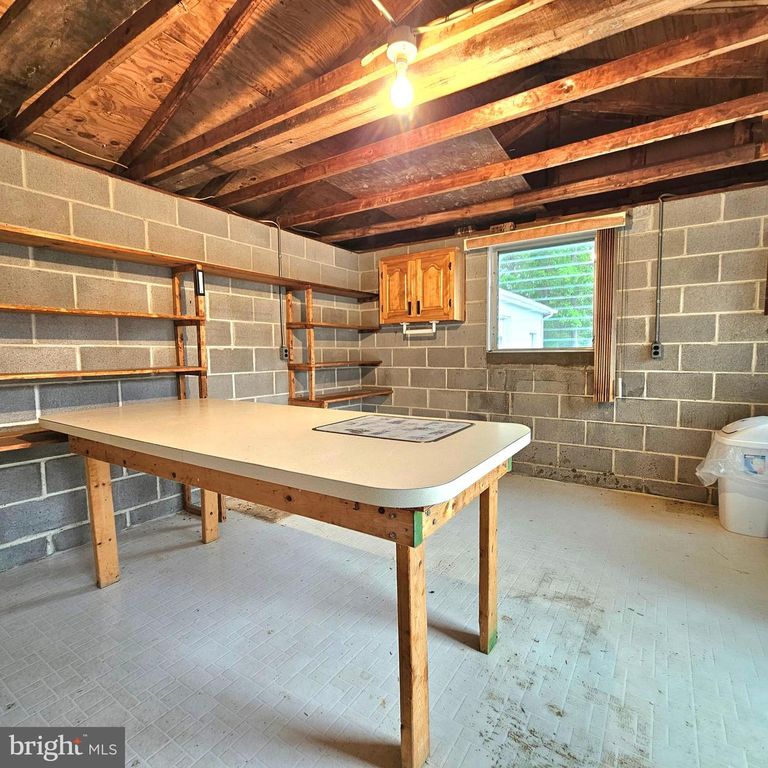 Image 68 of property listing at 20098 PINEY POINT RD, Callaway, MD 20620