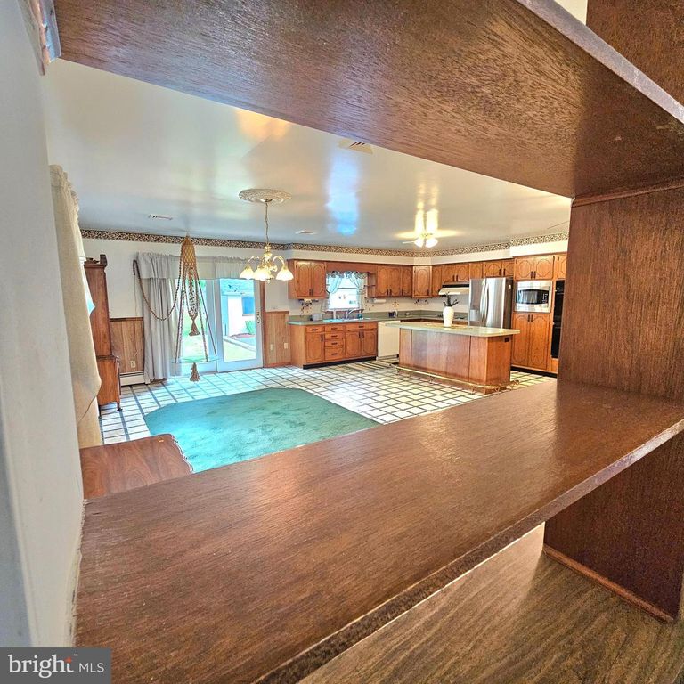 Image 8 of property listing at 20098 PINEY POINT RD, Callaway, MD 20620