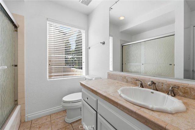 2575 Elden Avenue 3, Costa Mesa, CA 92627