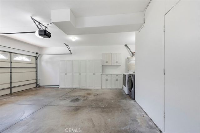 2575 Elden Avenue 3, Costa Mesa, CA 92627