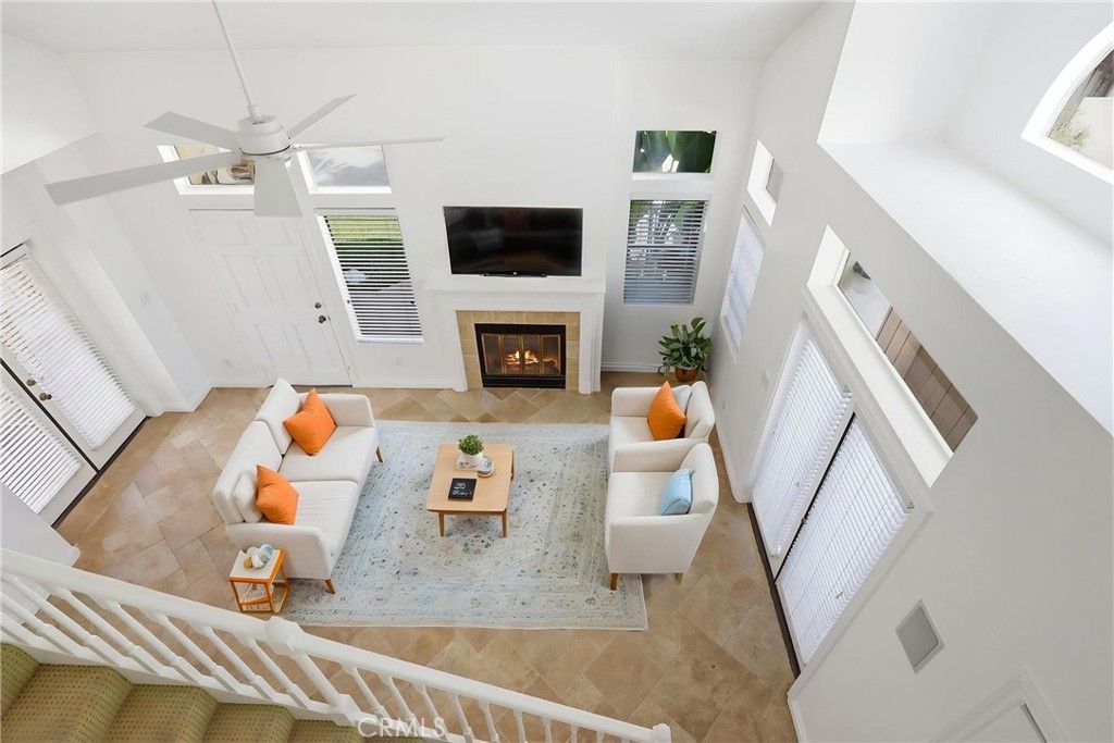 2575 Elden Avenue 3, Costa Mesa, CA 92627 — photo 3
