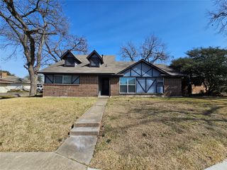 4806 Cliffwood Drive, Garland, TX 75043