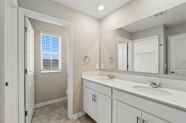 724 DARING DRIVE, Davenport, FL 33837