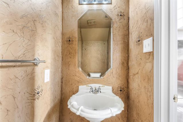 2406 Spanish Oak Hill Court, Spring, TX 77388