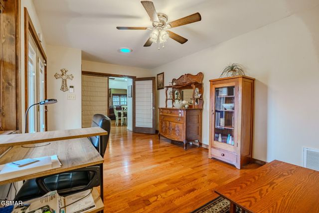 1501 Walt Price Road, Sevierville, TN 37876