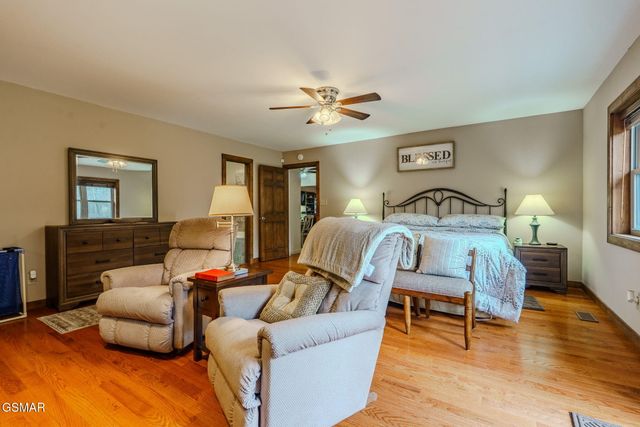 1501 Walt Price Road, Sevierville, TN 37876