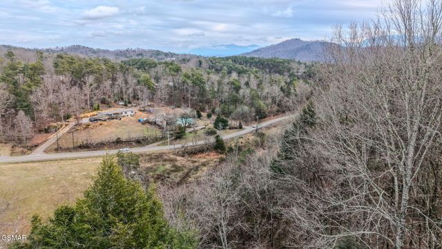 1501 Walt Price Road, Sevierville, TN 37876