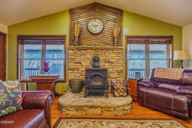 1501 Walt Price Road, Sevierville, TN 37876