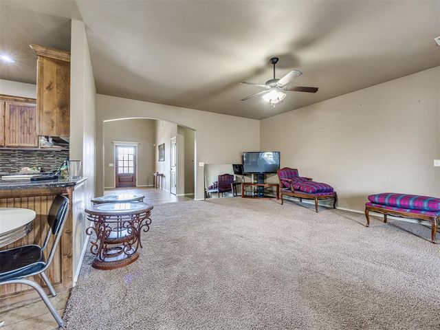 10025 Velletri Avenue, Yukon, OK 73099