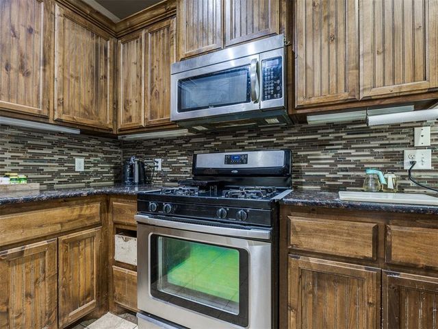 10025 Velletri Avenue, Yukon, OK 73099