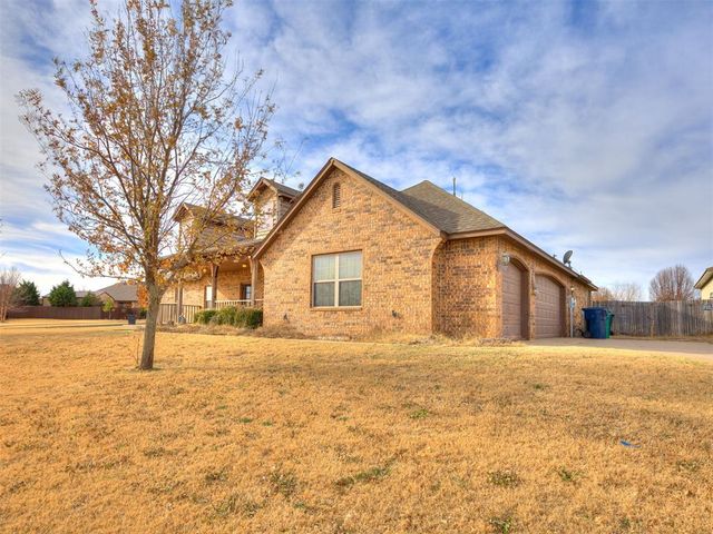 10025 Velletri Avenue, Yukon, OK 73099