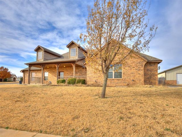 10025 Velletri Avenue, Yukon, OK 73099