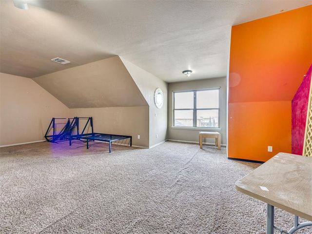 10025 Velletri Avenue, Yukon, OK 73099