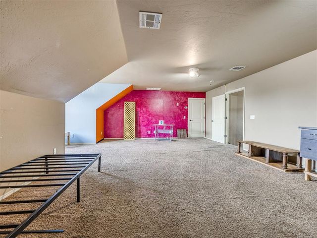 10025 Velletri Avenue, Yukon, OK 73099