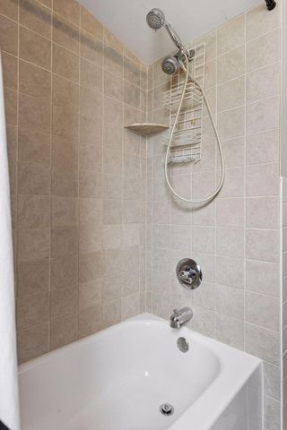 1806 Montana Avenue E, Saint Paul, MN 55119