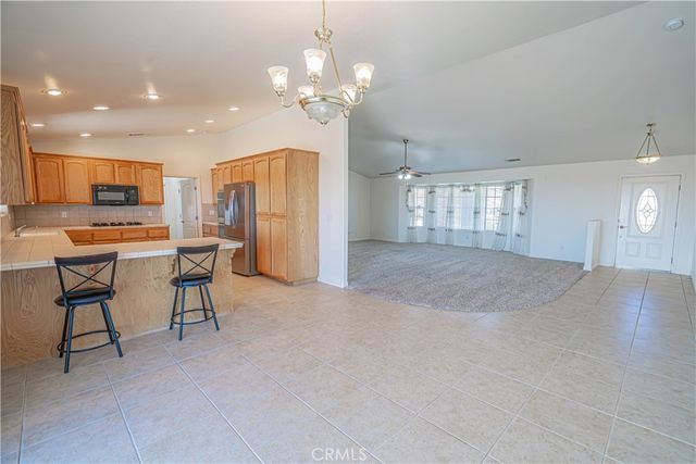 8825 Beekley, Pinon Hills, CA 92372