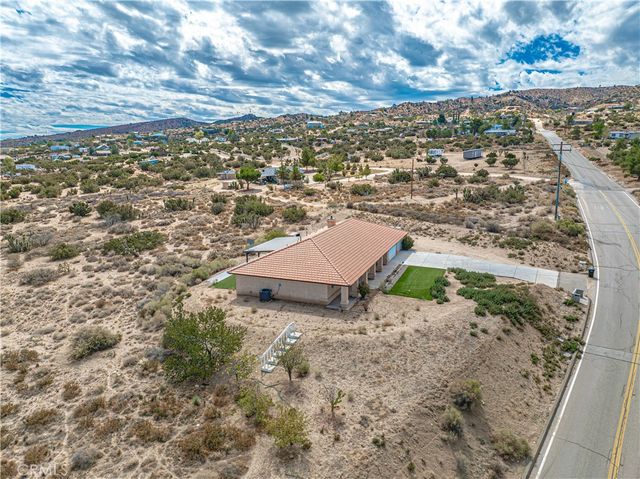 8825 Beekley, Pinon Hills, CA 92372
