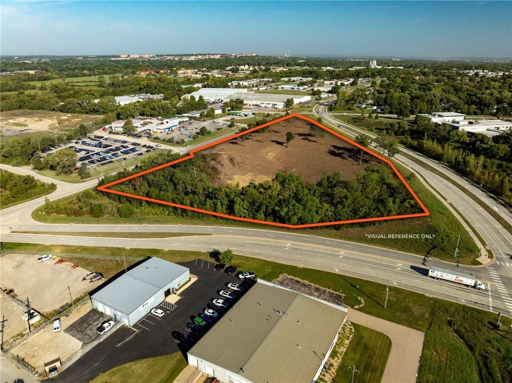 2900 & 2905 Haskell Lane, Lawrence, KS 66046