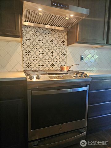 4379 Dudley Court NE, Lacey, WA 98516