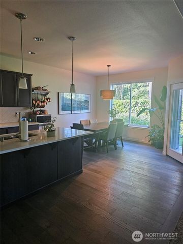 4379 Dudley Court NE, Lacey, WA 98516