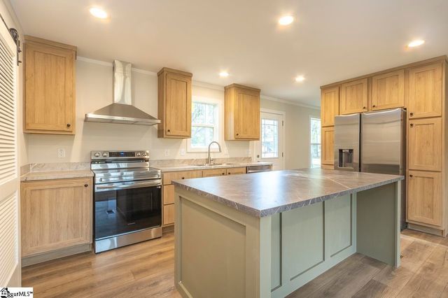 13 Beulah Street, Due West, SC 29639