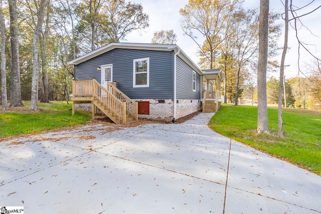 13 Beulah Street, Due West, SC 29639