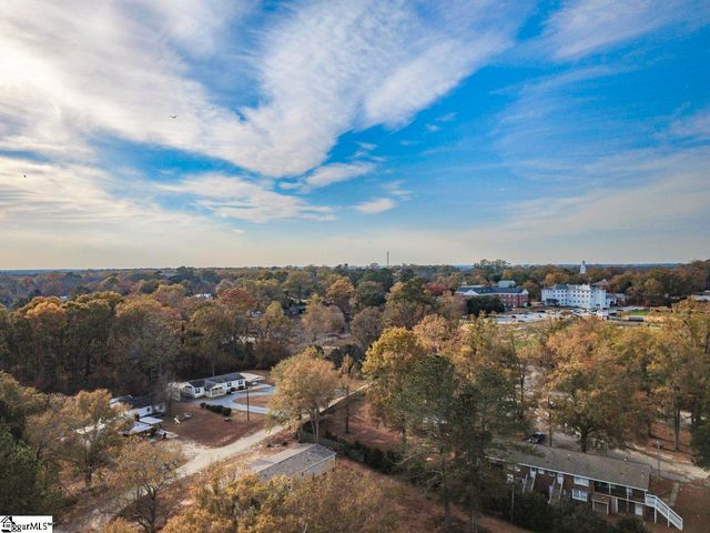 13 Beulah Street, Due West, SC 29639