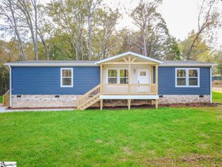 13 Beulah Street, Due West, SC 29639