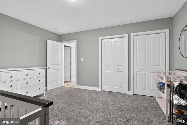 141 HUCKLEBERRY LN, Harrisburg, PA 17112