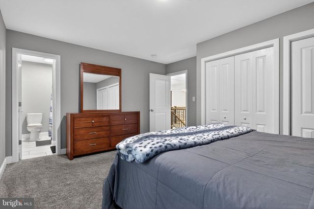 141 HUCKLEBERRY LN, Harrisburg, PA 17112