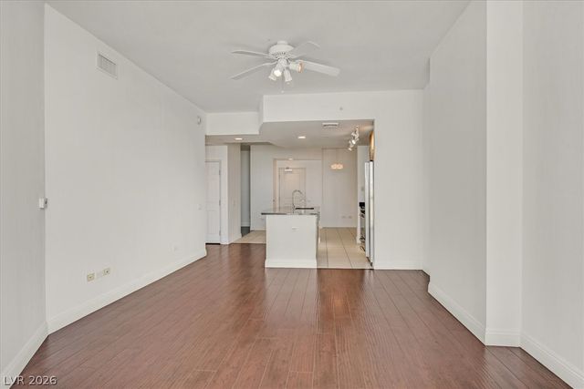 200 West SAHARA Avenue 1611, Las Vegas, NV 89102