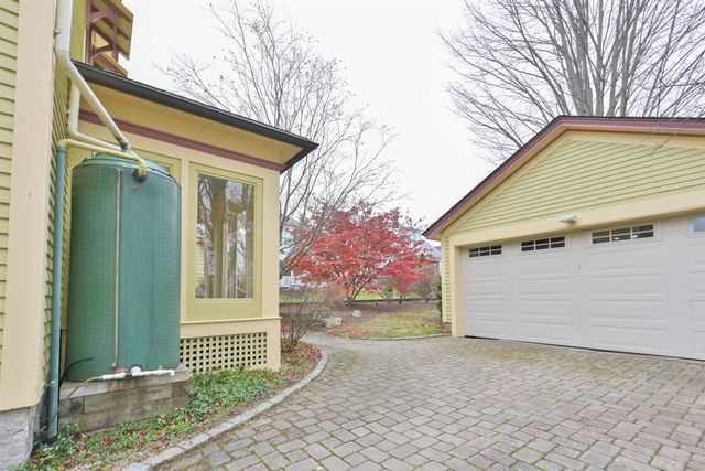 471 Lowell Street, Manchester, NH 03104