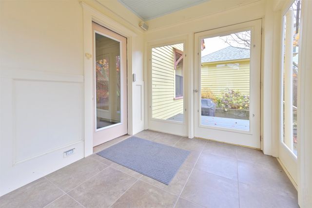 471 Lowell Street, Manchester, NH 03104