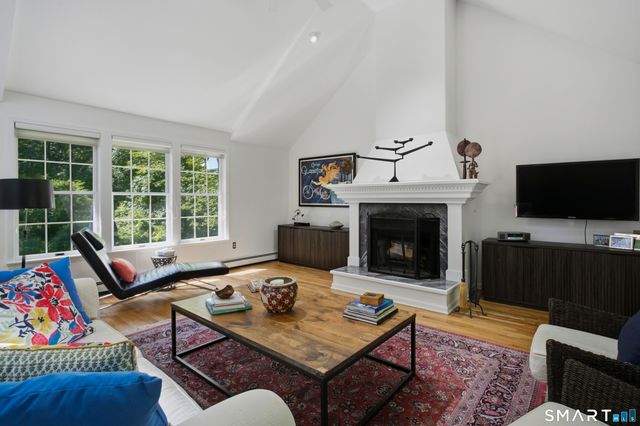 51 Mamanasco Road, Ridgefield, CT 06877