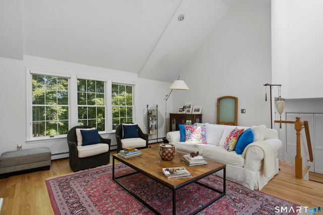 51 Mamanasco Road, Ridgefield, CT 06877