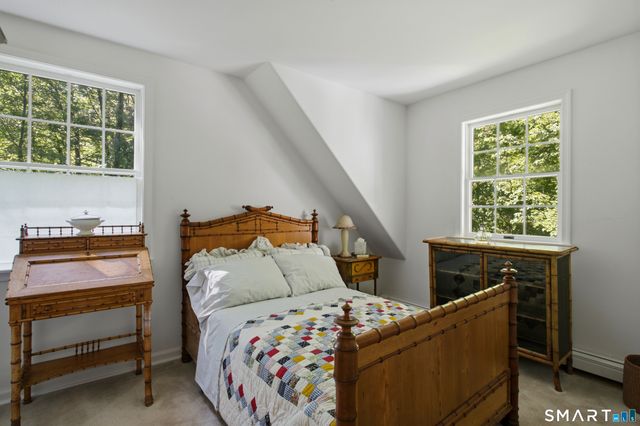 51 Mamanasco Road, Ridgefield, CT 06877