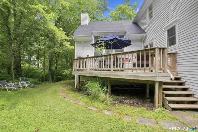 51 Mamanasco Road, Ridgefield, CT 06877