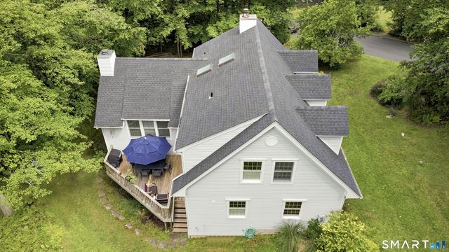 51 Mamanasco Road, Ridgefield, CT 06877