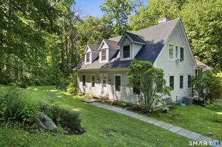 51 Mamanasco Road, Ridgefield, CT 06877