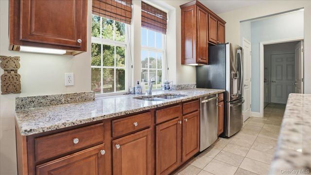 49 Samantha Circle 49, Westhampton, NY 11977
