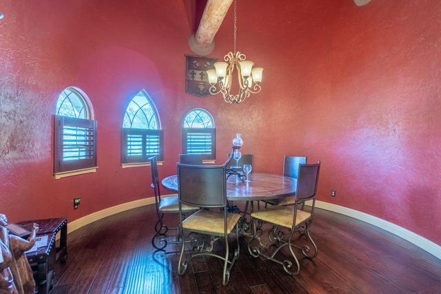 8400 Maynard Road, Palo Cedro, CA 96073