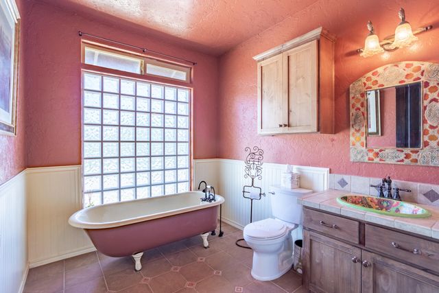 8400 Maynard Road, Palo Cedro, CA 96073