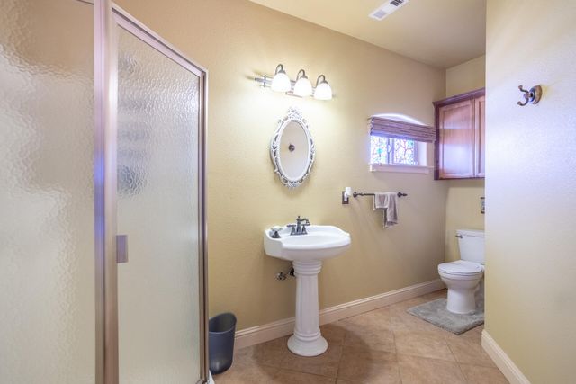 8400 Maynard Road, Palo Cedro, CA 96073