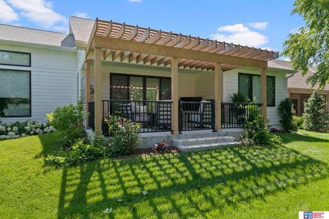 4505 Hawthorne Drive, Lincoln, NE 68516