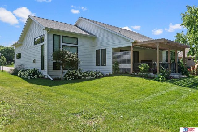 4505 Hawthorne Drive, Lincoln, NE 68516