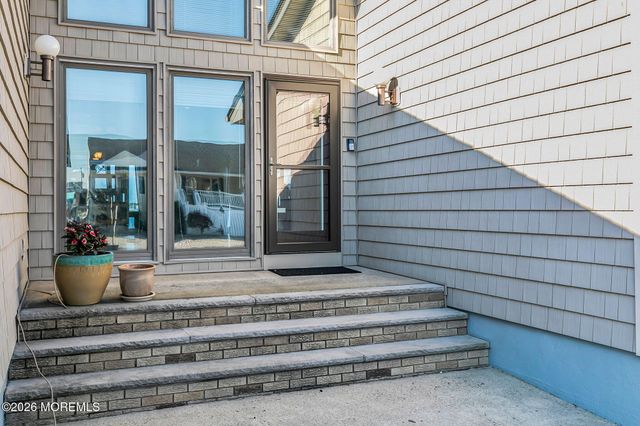 1916 Mizzen Road, Toms River, NJ 08753